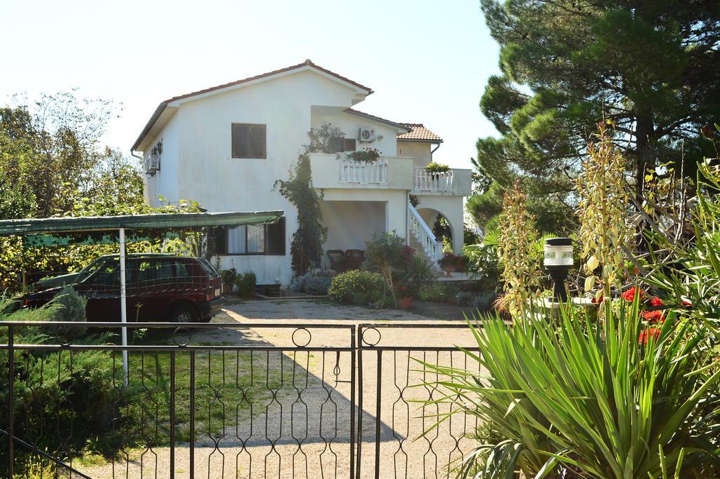 Apartments Stivic Pinezići Extérieur photo
